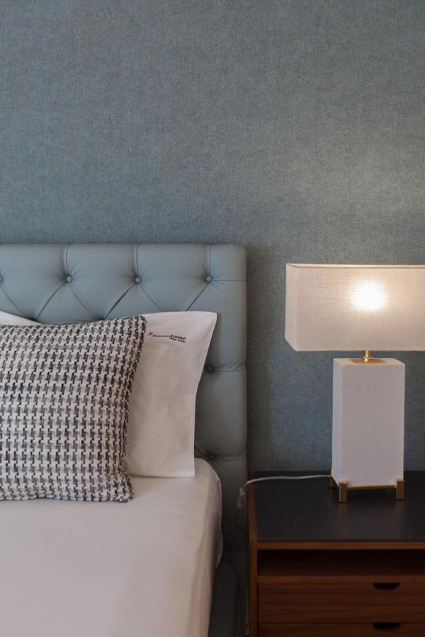 Flh Praca Comercio Stylish With Balcony Apartamento Lisboa