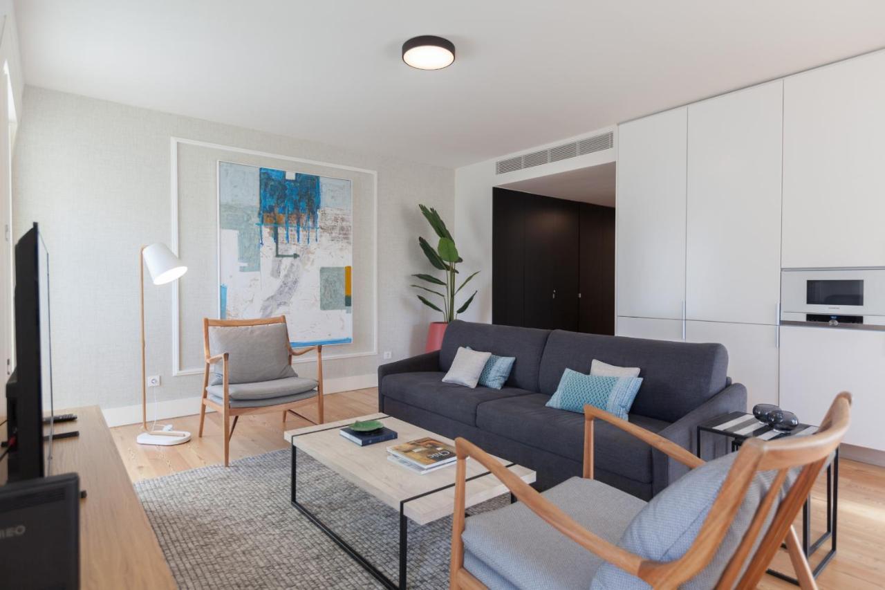 Flh Praca Comercio Stylish With Balcony Apartment Lisbon